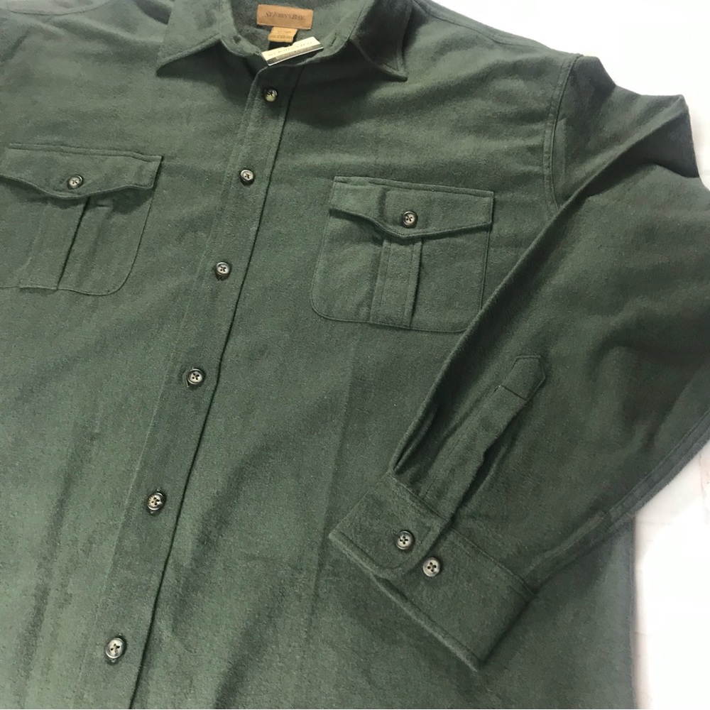 NWT: St. John’s Bay - mens Flannel Green Button-Up Shirt long sleeve X-Large